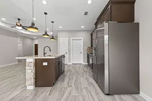 1107 Lyle W Ave, Cleveland, TX 77327 - Photo 27