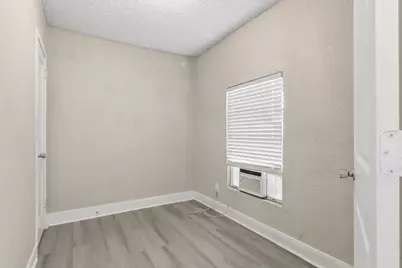 1709 W 4th Street #1709, Freeport, TX 77541 - Photo 11