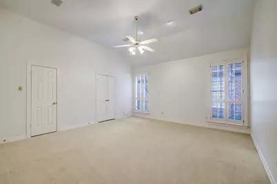 4935 Williams Court Lane, Houston, TX 77081 - Photo 9
