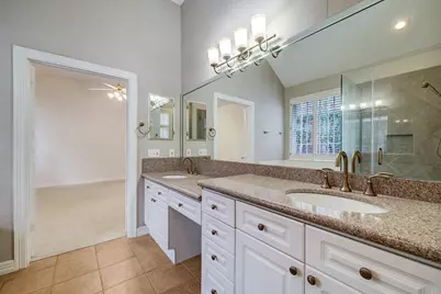 4935 Williams Court Lane, Houston, TX 77081 - Photo 11