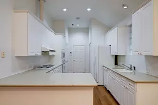 4935 Williams Ct Ln, Houston, TX 77081 - Photo 7