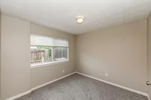 814 Forest Ivy Ln, Houston, TX 77067 - Photo 15