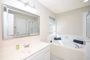 18115 Calcaterra Ct, Cypress, TX 77429 - Photo 11