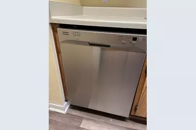 3919 Fairmont Parkway #200, Pasadena, TX 77504 - Photo 5