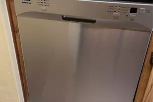 3919 Fairmont Pkwy, Pasadena, TX 77504 - Photo 5