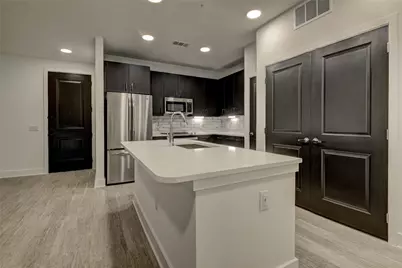 6400 Washington Street Avenue #323, Houston, TX 77007 - Photo 3