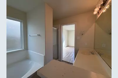 2819 Back Bay Brook Trail, Houston, TX 77045 - Photo 9