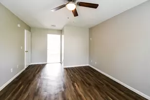 5306 Spring Branch Dr, Pearland, TX 77584 - Photo 3