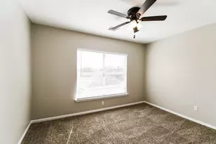 5306 Spring Branch Dr, Pearland, TX 77584 - Photo 11