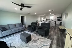 1118 County Rd 204, Sargent, TX 77414 - Photo 7