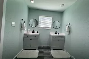 1118 County Rd 204, Sargent, TX 77414 - Photo 17