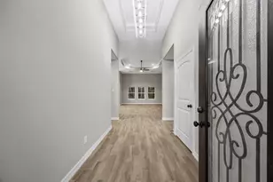 129 Fluorite Ct, Huntsville, TX 77340 - Photo 7