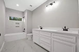 129 Fluorite Ct, Huntsville, TX 77340 - Photo 39