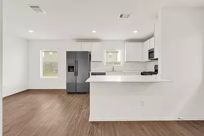 4118 Saw Mill Peak Lane, Baytown, TX 77521 - Photo 5