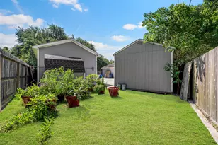 303 Beaumont Dr, Magnolia, TX 77354 - Photo 47