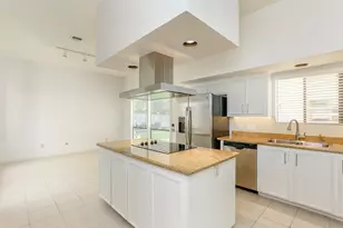 13102 Wickersham Ln, Houston, TX 77077 - Photo 11