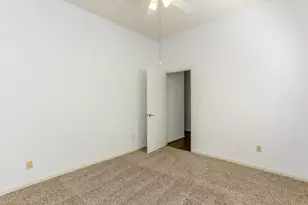 13102 Wickersham Ln, Houston, TX 77077 - Photo 25
