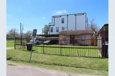 4235 Elmwood Street, Houston, TX 77051 - Photo 1