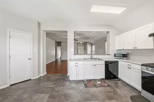 11635 Pebble Sands Dr, Tomball, TX 77375 - Photo 11