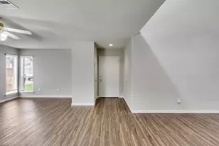 4411 Yupon Ridge Dr, Houston, TX 77072 - Photo 11