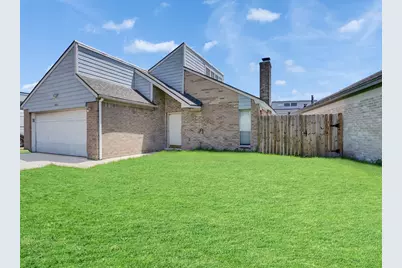 4411 Yupon Ridge Drive, Houston, TX 77072 - Photo 3