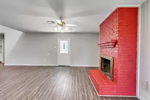 4411 Yupon Ridge Dr, Houston, TX 77072 - Photo 5