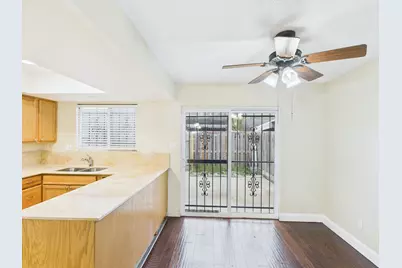 6416 Bankside Drive #42, Houston, TX 77096 - Photo 5