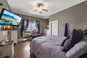 908 Sam Houston Ave, Huntsville, TX 77320 - Photo 9