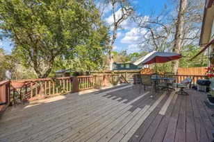 908 Sam Houston Ave, Huntsville, TX 77320 - Photo 17