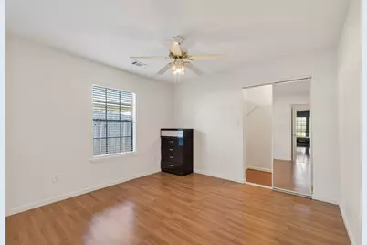 9927 Glenkirk Drive, Houston, TX 77089 - Photo 13