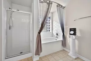 1255 Bartlett Cove Dr, Houston, TX 77067 - Photo 7