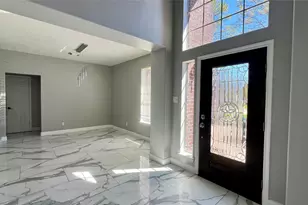 14802 Belterraza Dr, Houston, TX 77083 - Photo 5