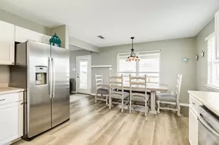 23012 Verano Dr, Galveston, TX 77554 - Photo 9
