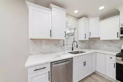 1416 E Avenue B, Bay City, TX 77414 - Photo 19