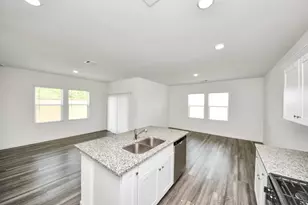 10303 Rose Mar Dr, Rosharon, TX 77583 - Photo 11