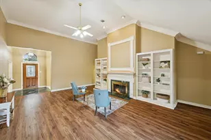 2021 Castlewind Ct, League City, TX 77573 - Photo 11