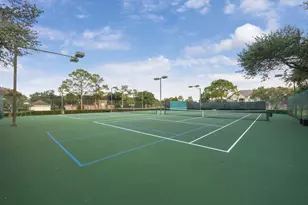 2021 Castlewind Ct, League City, TX 77573 - Photo 41