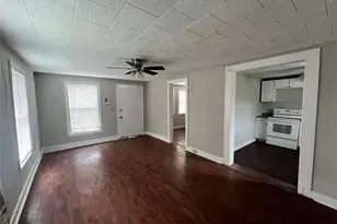 310 S Pumphrey St, Edna, TX 77957 - Photo 5