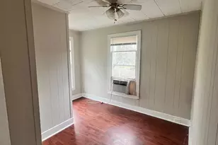 310 S Pumphrey St, Edna, TX 77957 - Photo 11