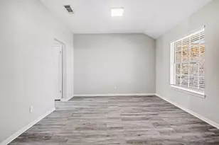 9478 Carmalee St, Houston, TX 77075 - Photo 15