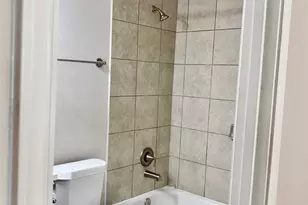 4219 W Bayou Maison Cir, Dickinson, TX 77539 - Photo 17