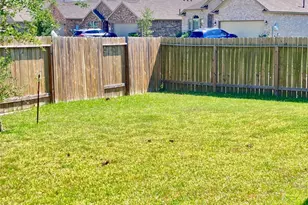 4219 W Bayou Maison Cir, Dickinson, TX 77539 - Photo 25