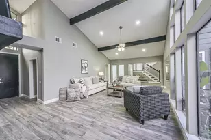 211 Big Hollow Ln, Houston, TX 77042 - Photo 7
