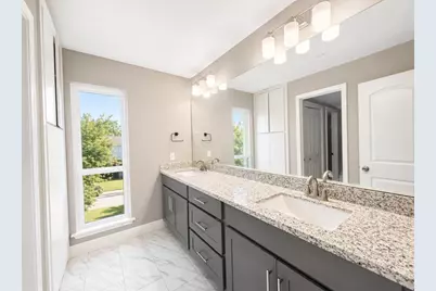 211 Big Hollow Lane, Houston, TX 77042 - Photo 33
