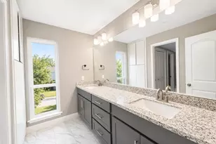 211 Big Hollow Ln, Houston, TX 77042 - Photo 33