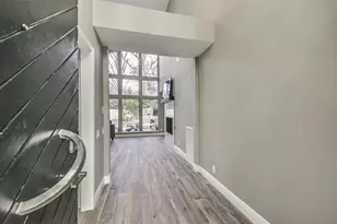 211 Big Hollow Ln, Houston, TX 77042 - Photo 5