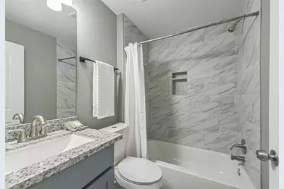 211 Big Hollow Lane, Houston, TX 77042 - Photo 25