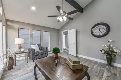 211 Big Hollow Lane, Houston, TX 77042 - Photo 25