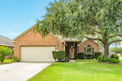 201 N Golden Oak Drive, Texas City, TX 77591 - Photo 1
