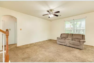 201 N Golden Oak Drive, Texas City, TX 77591 - Photo 7